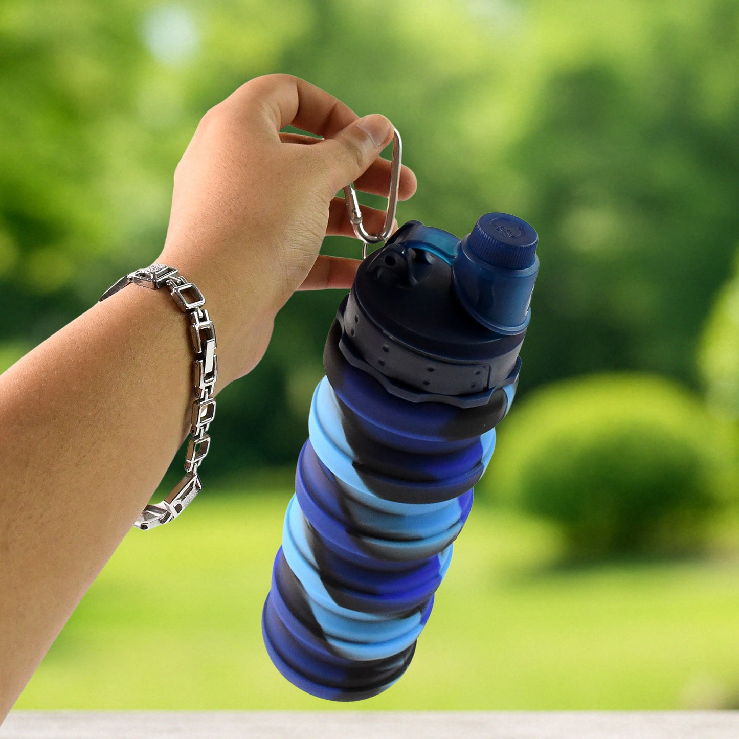 Foldable Silicone Water Bottle – Leak-Proof 500ML Portable Sports & Travel Bottle for Gym, Hiking & Outdoor Use