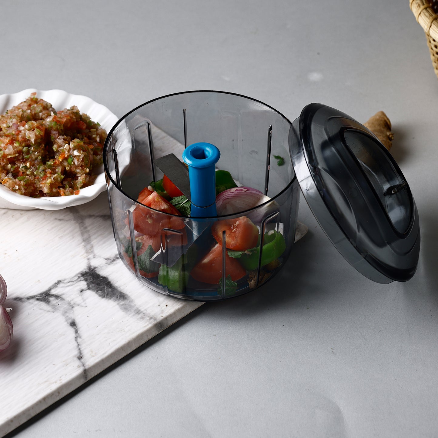 Ganesh Bingo Push Chopper – Quick & Easy Food Prep (725 ML)